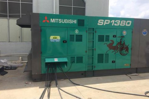 南陵为什么有些柴油发电机组的输出电压可以调节？