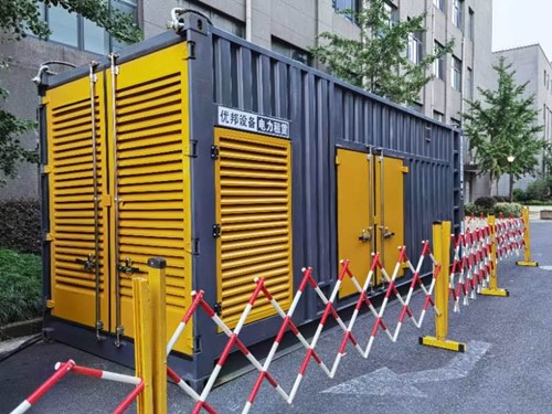 南陵如何使用转速表检查发动机的转速？